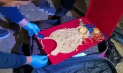 “Altınları İade Ettik” Demişti: Düğün Altınları Valizden Çıktı