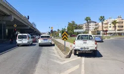Yol kenarındaki kamyonet polis ekiplerini alarma geçirdi! Gerçek bambaşka çıktı