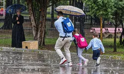 28 Ekim Yarım Gün mü, Okullar Tatil mi? 29 Ekim 2026 Tatil Takvimi