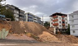 36 Gündür Bekleyen Sorun Gündeme Geldi: Çöken Yol Toprakla Kapatıldı