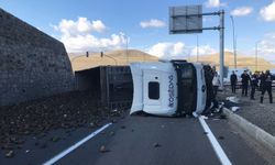 Şeker Pancarı Yüklü Tır ile Otomobil Çarpıştı: 4 Ölü