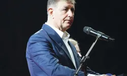 Cemil Tugay kimdir, kaç yaşında, nereli? İzmir Büyükşehir Belediye Başkanı Cemil Tugay'ın hayatı ve kariyeri