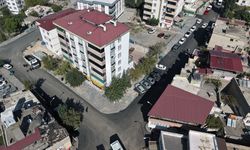 Dulkadiroğlu Divanlı Mahallesi’nde Asfalt Çalışmaları Sürüyor