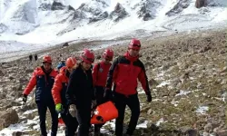 Erciyes Dağı’nda Feci Kaza: Rehber Dağcı Hayatını Kaybetti, Hollandalı Dağcı Kurtarıldı