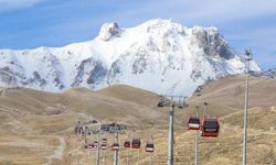 Erciyes Dağı’nda 2 Dağcı İçin Arama Kurtarma Çalışması Başlatıldı