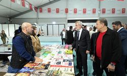 Futbol Efsaneleri Kitap Fuarı’nda Kahramanmaraşlılarla Buluştu