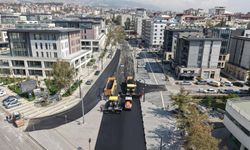 Büyükşehir, Hükümet Bulvarı’nın Asfaltını Yeniliyor