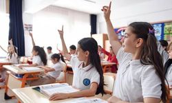 Milyonlarca Öğrenciyi İlgilendiriyor! 12 Yıllık Zorunlu Eğitim Değişiyor mu?