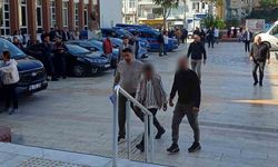 Polisin “Dur” İhtarına Uymadı, Otomobilin Camı Kırılarak Yakalandı