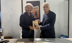 Selahattin Karakoç’a Kahramanmaraş Kitap Fuarı’nda Yoğun İlgi
