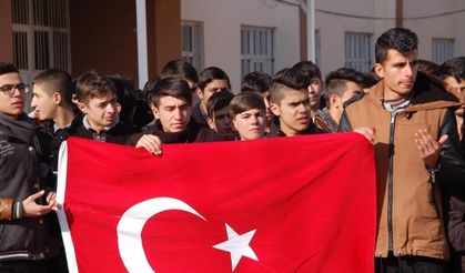 İmam Hatipli Öğrenciler Terörü Lanetledi