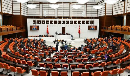 TBMM'den yeni haftada yoğun mesai: 9. Yargı Paketi, bütçe görüşmeleri