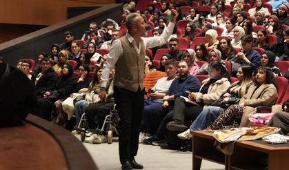 Onikişubat Belediyesi’nin YKS Ve KPSS Kazandıran Taktikler Kampı Yoğun İlgi Gördü