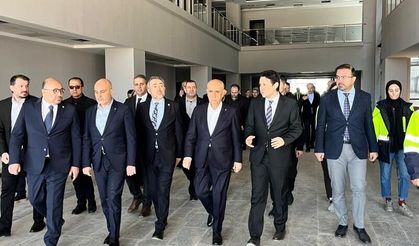Kahramanmaraş’ta Devlet Hastanesi İnşaatında Protokol İncelemesi