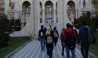 Lisans eğitiminde yeni dönem: Üniversiteler 3 yıla mı düşecek?