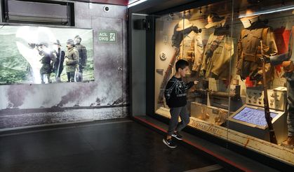 Çanakkale Savaşları Mobil Müzesi, Aliya İzzetbegoviç Millet Bahçesi’nde Ziyaretçilerini Ağırlıyor