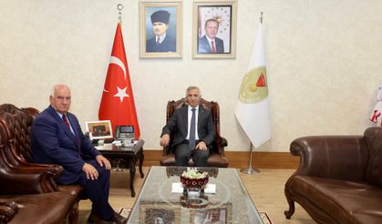 Vali Ünlüer, Göksun Belediye Başkanı Cüce’yi Ağırladı