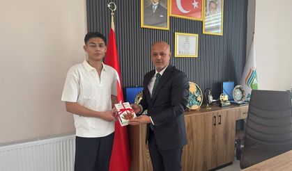 YKS Afşin Birincisi Öksüz'den Başkan Kıraç'a Ziyaret