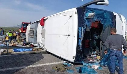 SON DAKİKA: Manisa’da Feci Kaza! 11 Kişi Hayatını Kaybetti, 27 Yaralı