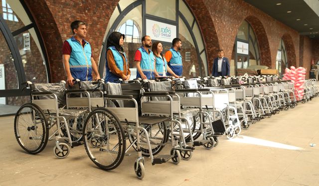 Kahramanmaraş'ta 100 Engelliye Tekerlekli Sandalye Verildi