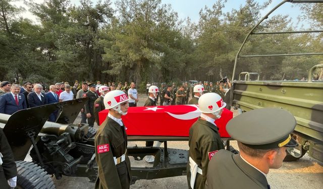 Şehit İstihkam Uzman Çavuş Taner Torun'un cenazesi defnedildi