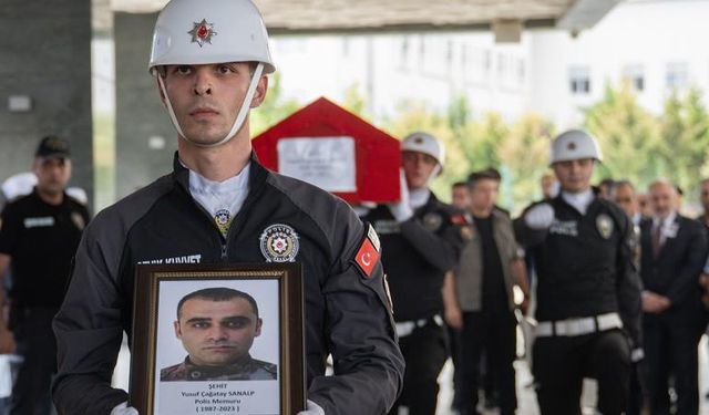 Şehit Polis Yusuf Çağatay Sanalp Son Yolculuğuna Uğurlandı