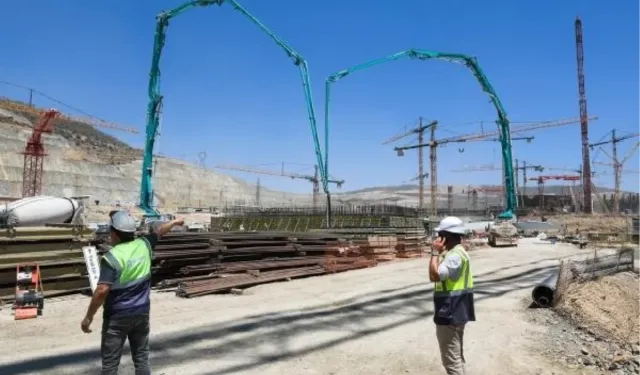 Akkuyu NGS’nin İkinci Güç Ünı̇tesı̇nde Türbin Tesisi Temeline Beton Dökme İşlemi Tamamlandı