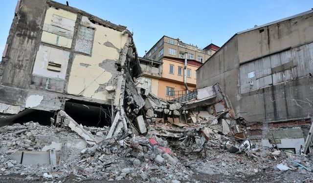 Deprem Bölgesi İçin Eşya İthalatında Esneklik Uzatıldı