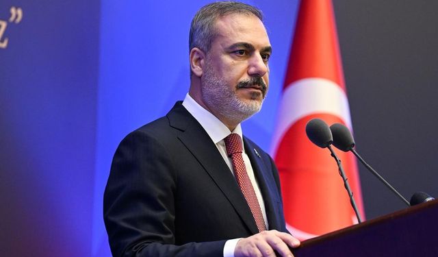 Bakan Fidan diplomatik kariyer memuru adaylarına başarılar diledi