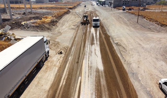 Büyükşehir’den Sanayi Sitesi’nin Ulaşımını Rahatlatacak Hamle
