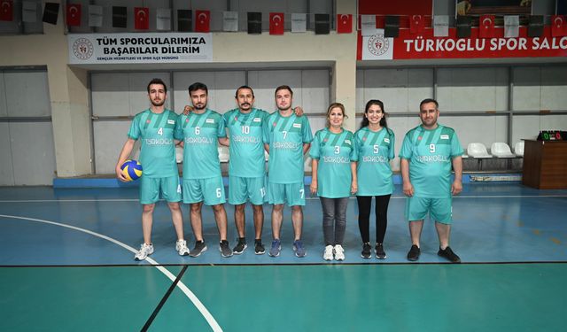 Deprem şehitleri voleybol turnuvası ile anıldı