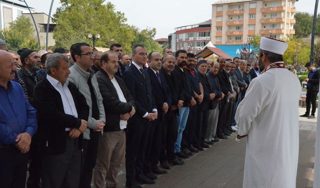 Afşin’de, Filistin'de hayatını kaybedenler için gıyabi cenaze namazı kılındı