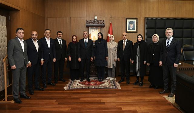 Başkan Güngör, AK Parti Genel Başkan Yardımcısı Kaya’yı Ağırladı