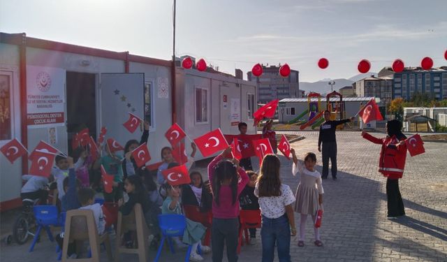 Afşin Konteyner Kentte 100. Yıl Coşkuyla Kutlandı