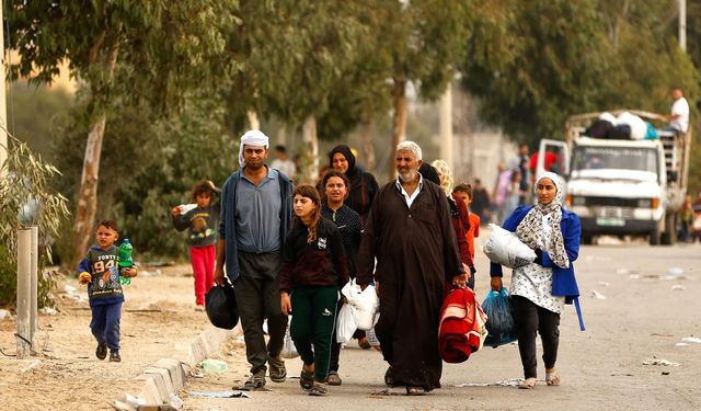 Gazze'nin kuzeyindeki Filistinlilerin güneye göçü devam ediyor