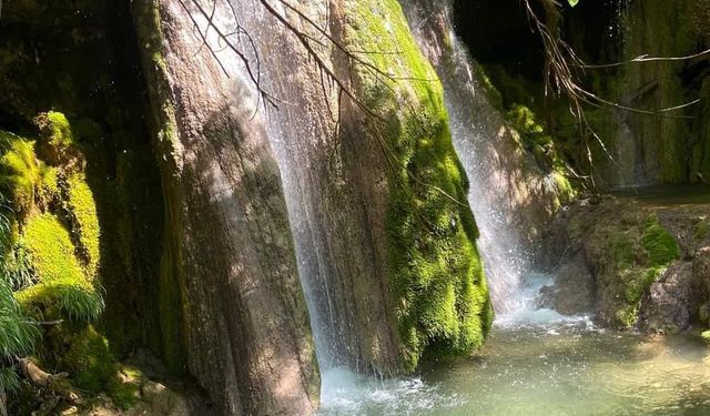 Hacıkodal Kocabor Şelalesi Doğaseverlerin Vazgeçilmezi