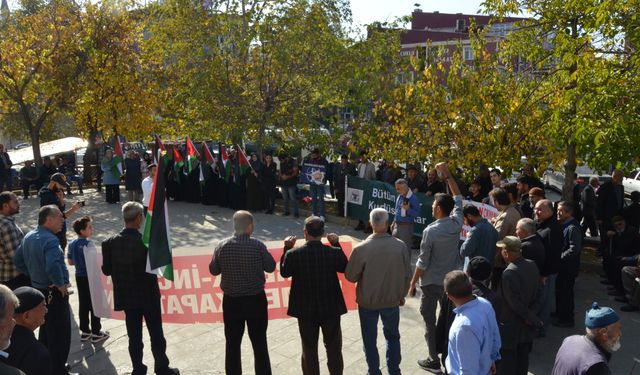 Afşin’de cuma namazı sonrası Filistin'e destek gösterileri yapıldı