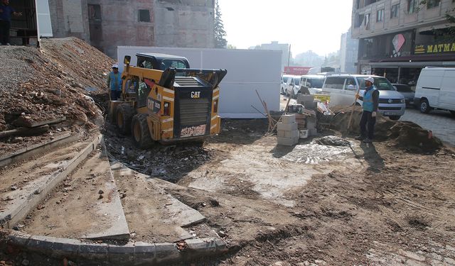 Dulkadiroğlu’ndan Kilit Parke Çalışması