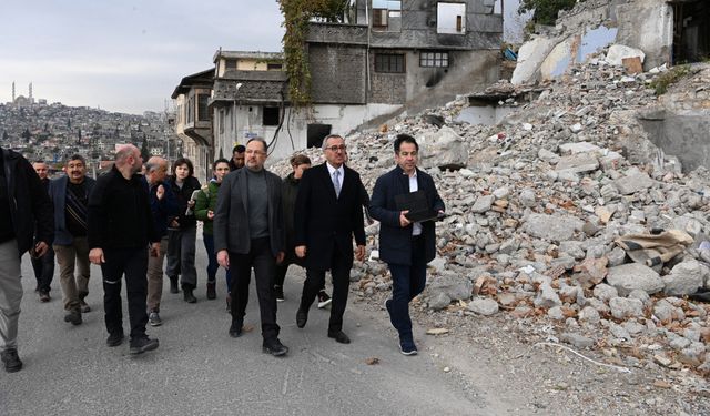 “Tarihi Dokumuzu Muhafaza Ederek Yeni Kahramanmaraş’ı Oluşturuyoruz”