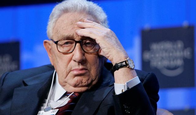 Eski ABD Dışişleri Bakanı Henry Kissinger hayatını kaybetti