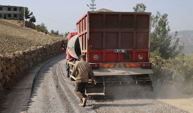 Dulkadiroğlu’nda Asfalt Çalışmaları