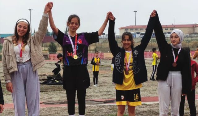 Atletizm Kros Yarışmasından Afşinli Öğrenciden Büyük Başarı
