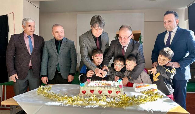 Başkan Güven, Özel Çocuklarla Bir Araya Geldi