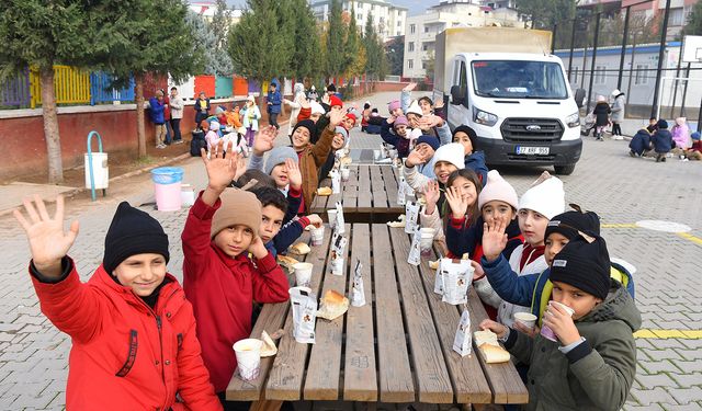 Dulkadiroğlundan Öğrencilere Çorba İkramı