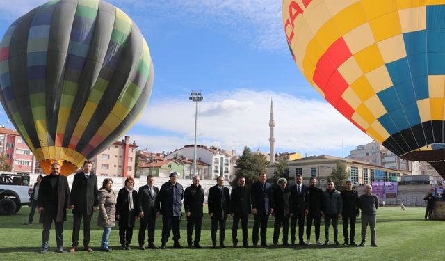 Burdur'da turizmi geliştirmek amacıyla sıcak hava balonu tanıtımı yapıldı