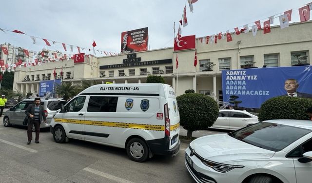 Adana Büyükşehir Belediyesi Özel Kalem Müdür Vekili Güdük, silahlı saldırıda yaralandı