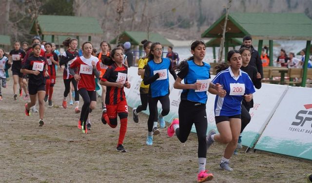 Isparta Türkiye Kros Türkiye Şampiyonası’na ev sahipliği yaptı