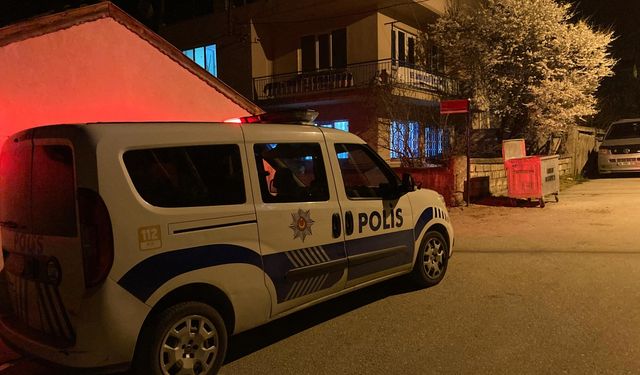 Burdur'da üvey oğlu tarafından bıçaklanan kişi yaralandı