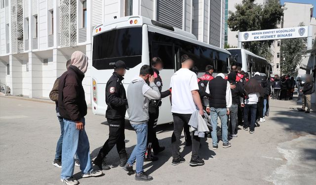 Mersin'deki dolandırıcılık operasyonunda 32 şüpheli yakalandı
