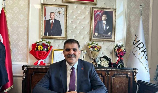 Türkoğlu Belediyesi’nde devir teslim, yeni başkan göreve başladı